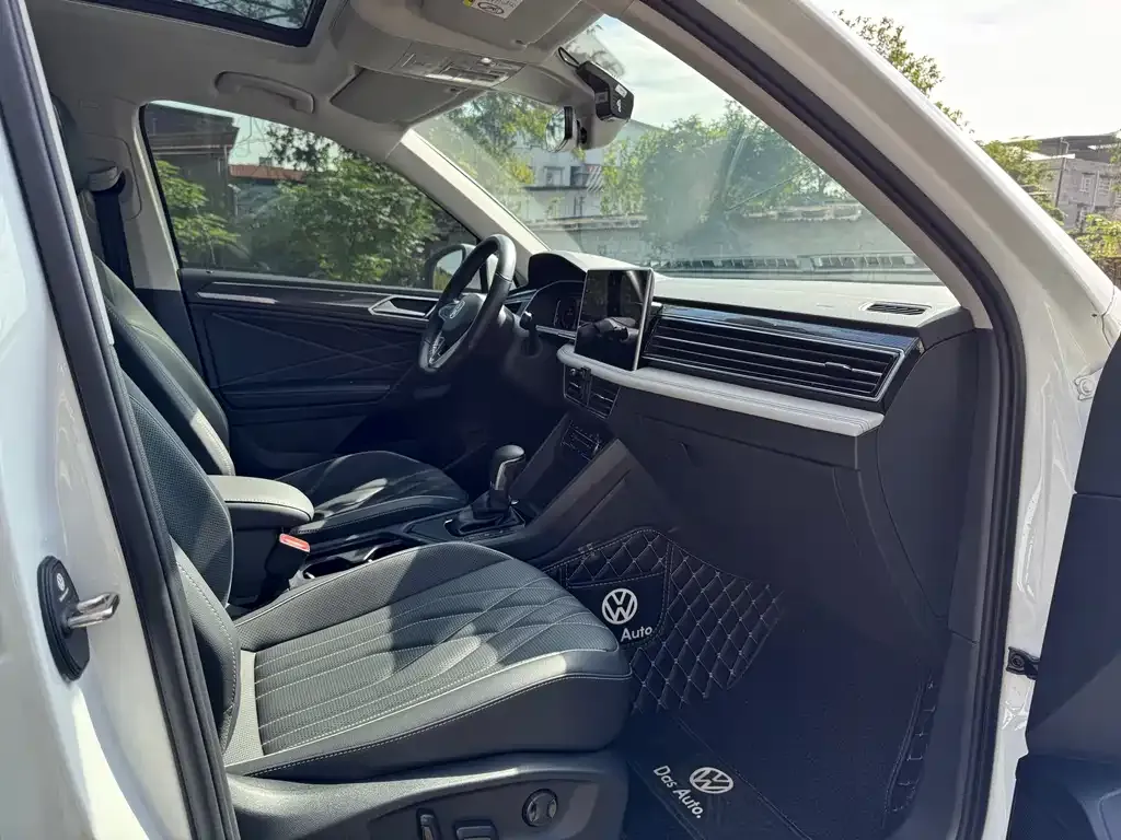 Volkswagen Tiguan L 2023 из CN, фото 8