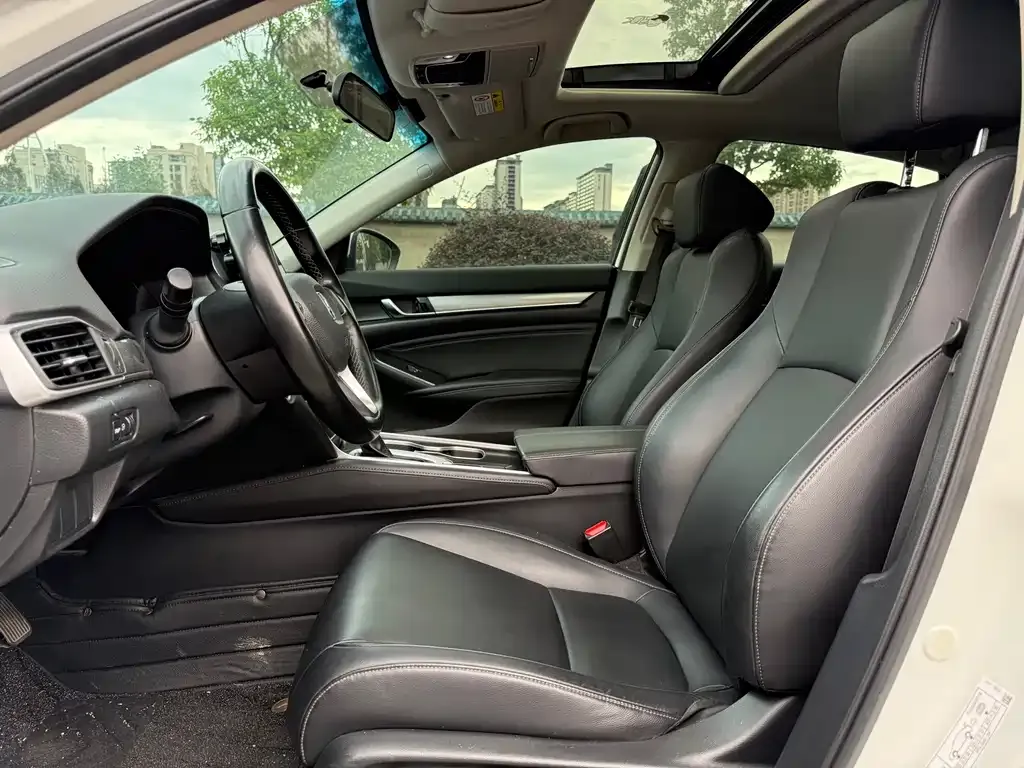 Honda Accord 2023 из CN, фото 7