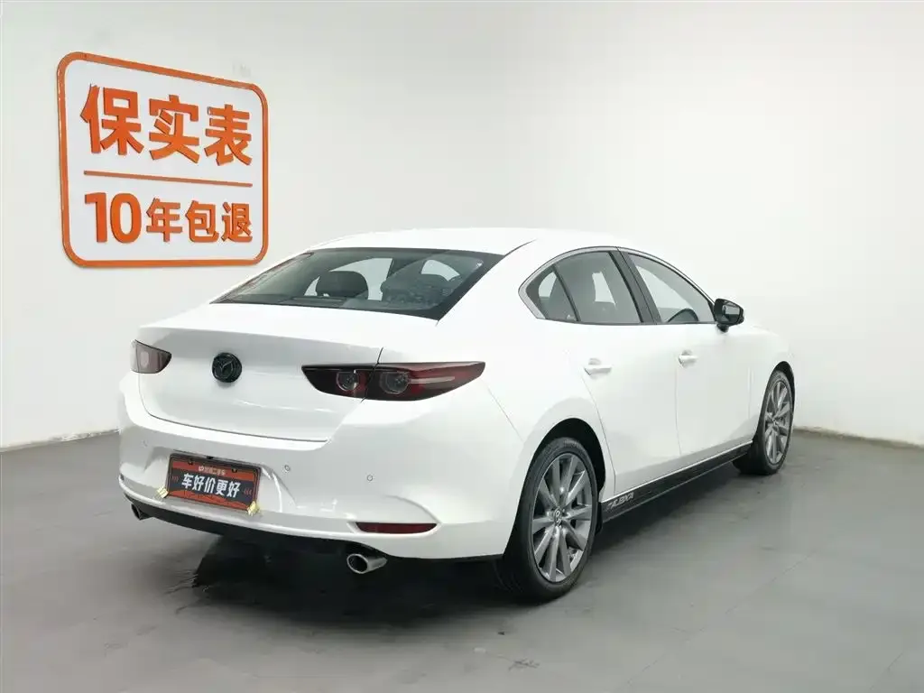 Mazda 3 Axela 2022 из CN, фото 2