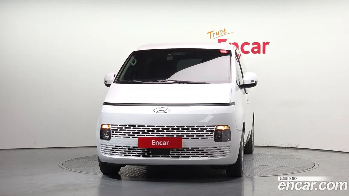 Hyundai Staria 2023 из KR, фото 3