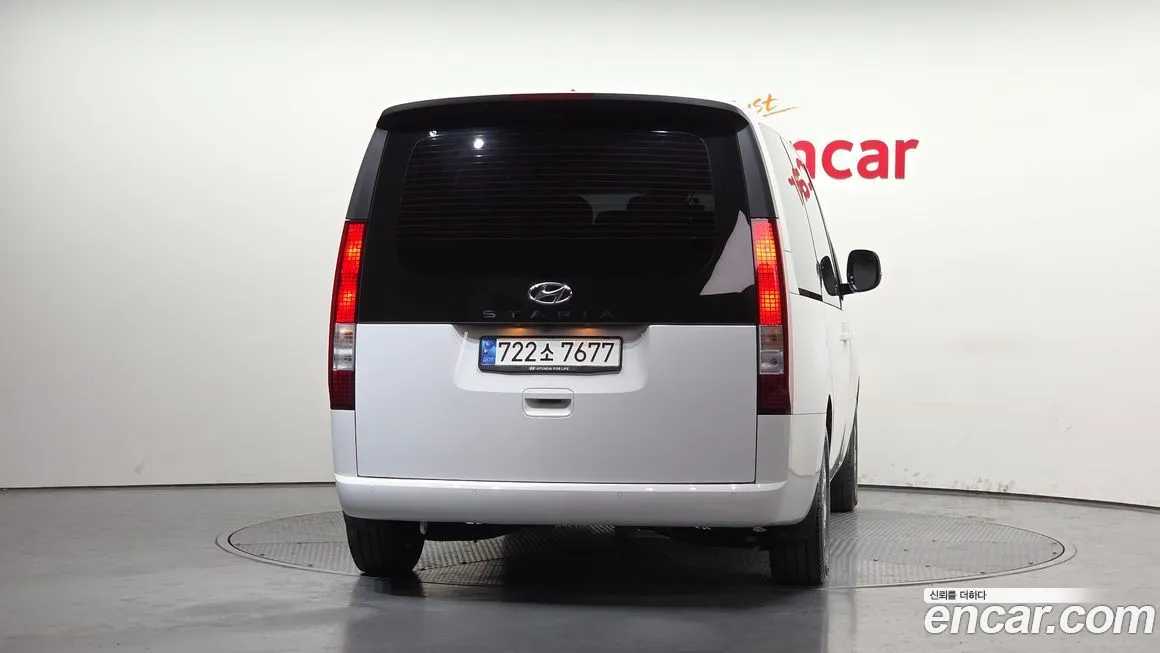 Hyundai Staria 2023 из KR, фото 4