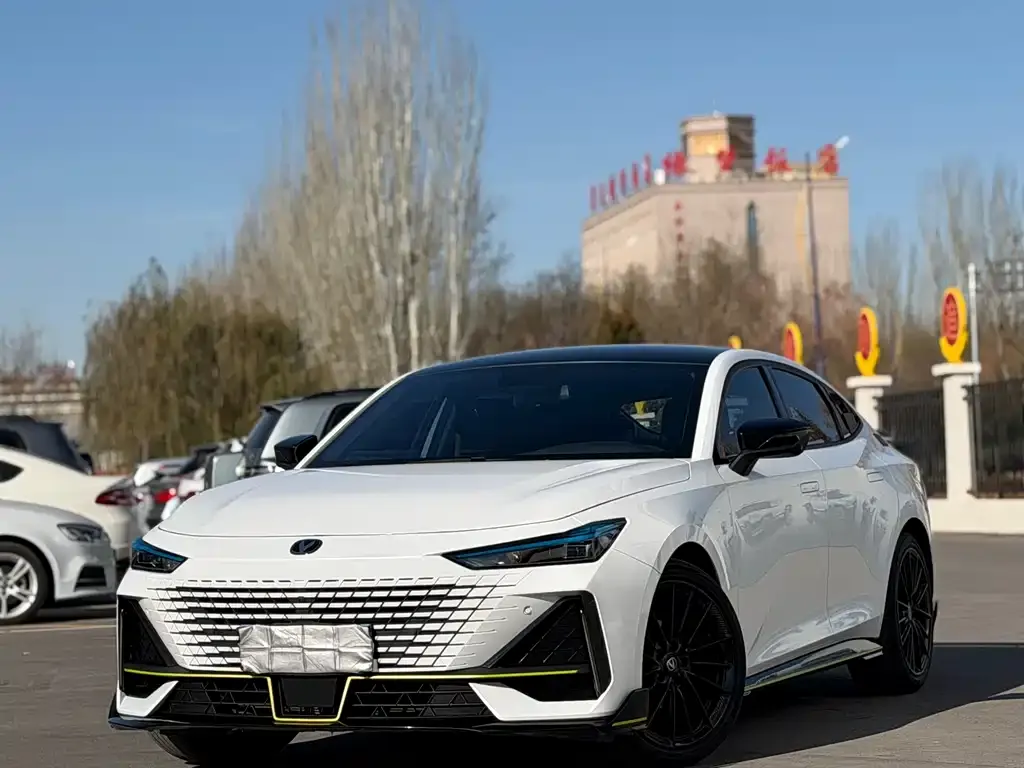 Changan UNI-V 2022 из CN, фото 1