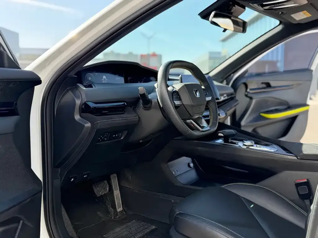 Changan UNI-V 2022 из CN, фото 4
