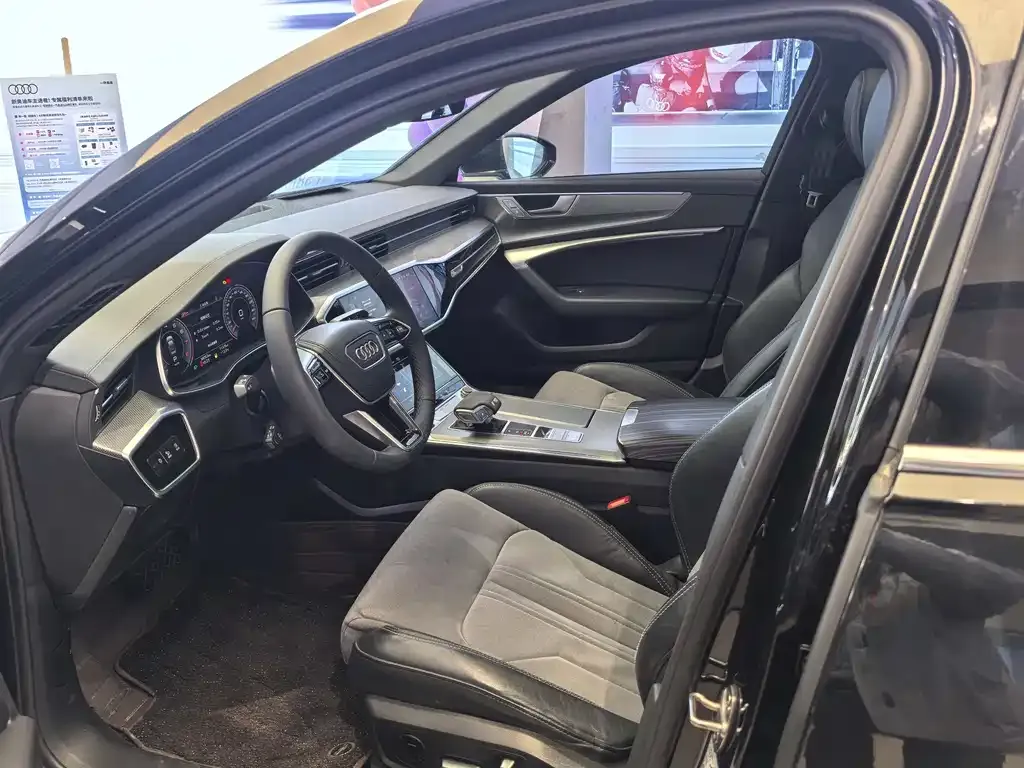 Audi A6L 2023 из CN, фото 7