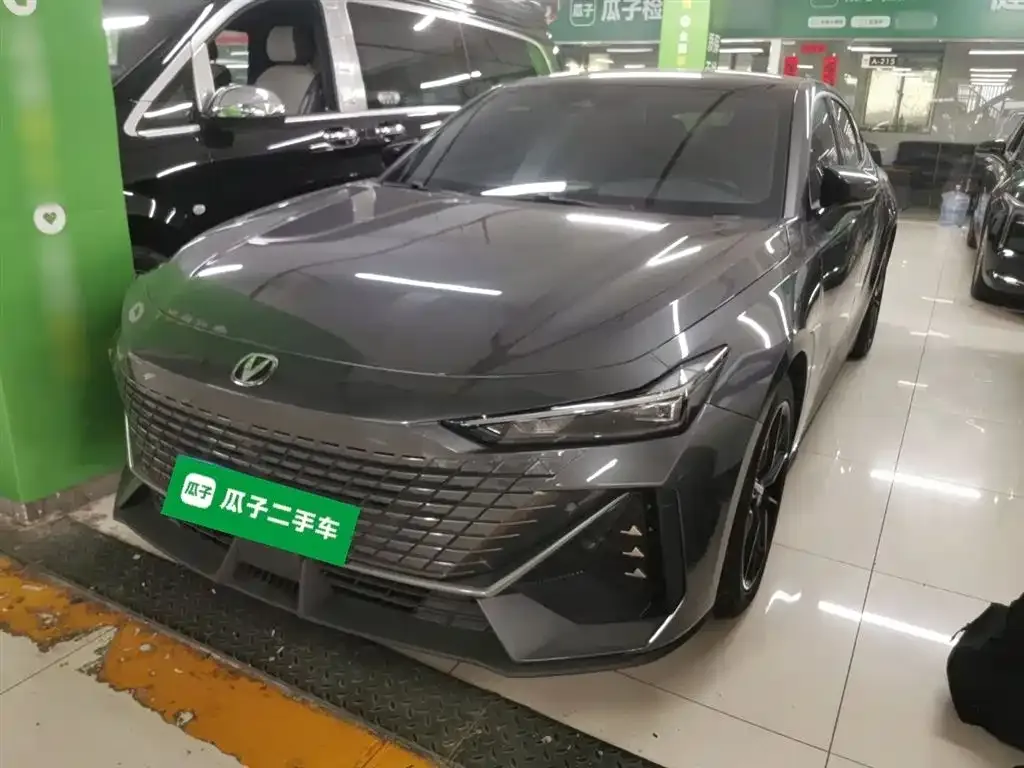 Changan UNI-V 2023 из CN, фото 2