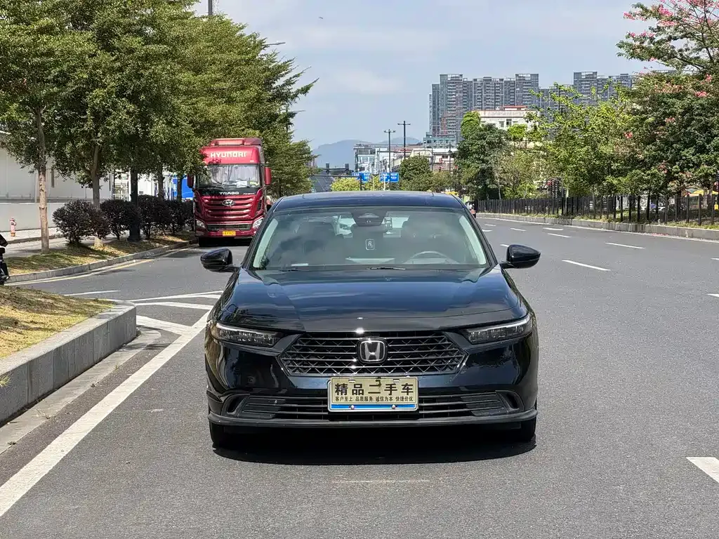 Honda Accord 2024 из CN, фото 2