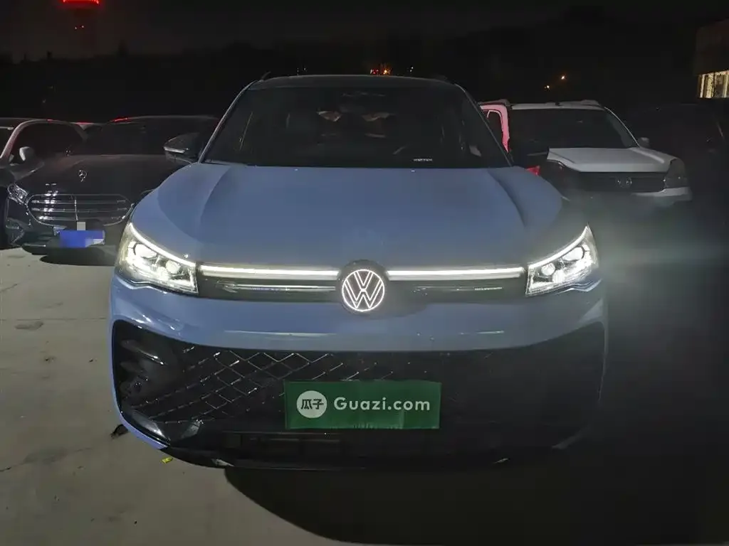 Volkswagen Tiguan L 2024 из CN, фото 3