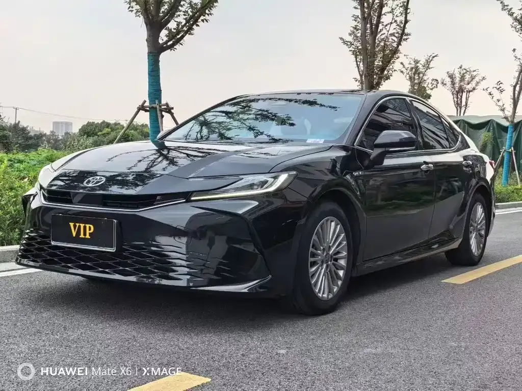 Toyota Camry 2025 из CN, фото 1