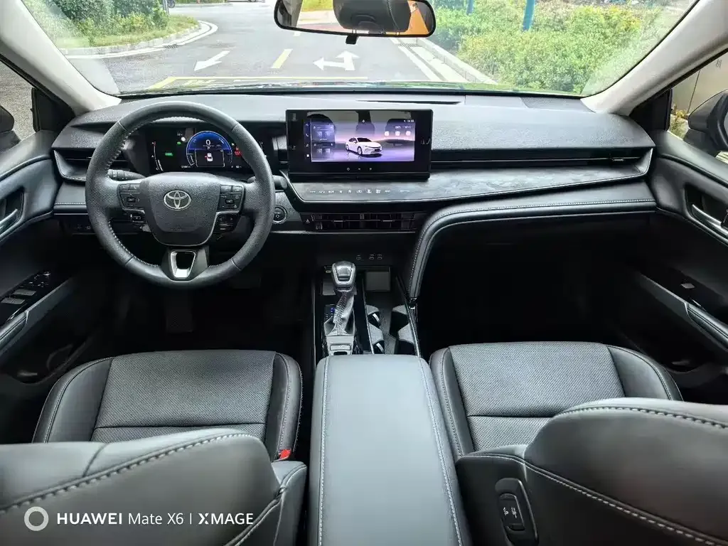 Toyota Camry 2025 из CN, фото 9
