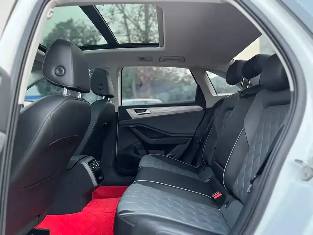 Volkswagen Sagitar 2025 из CN, фото 6