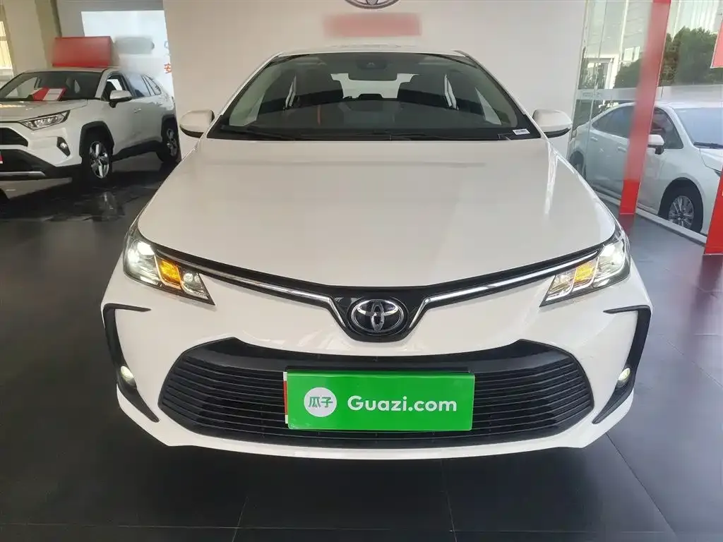 Toyota Corolla 2024 из CN, фото 3