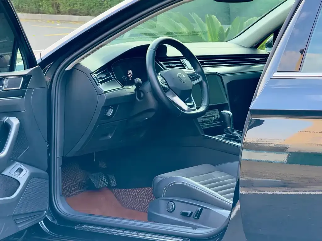 Volkswagen Magotan 2022 из CN, фото 4