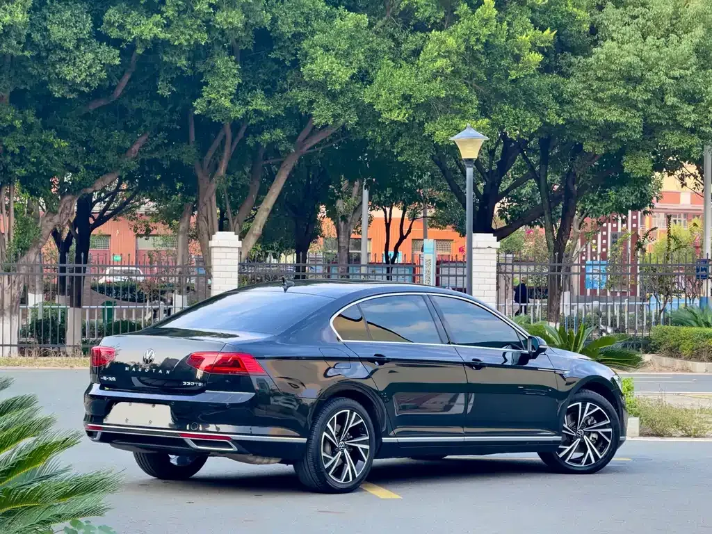 Volkswagen Magotan 2022 из CN, фото 7