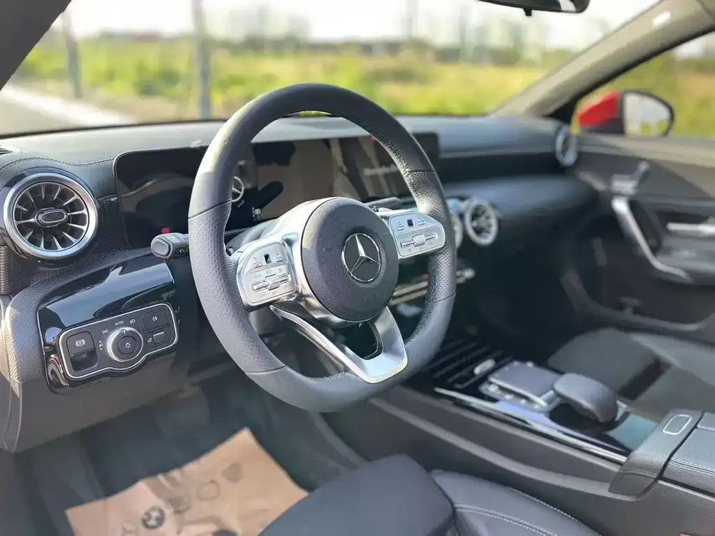 Mercedes-Benz A-Class 2022 из CN, фото 10