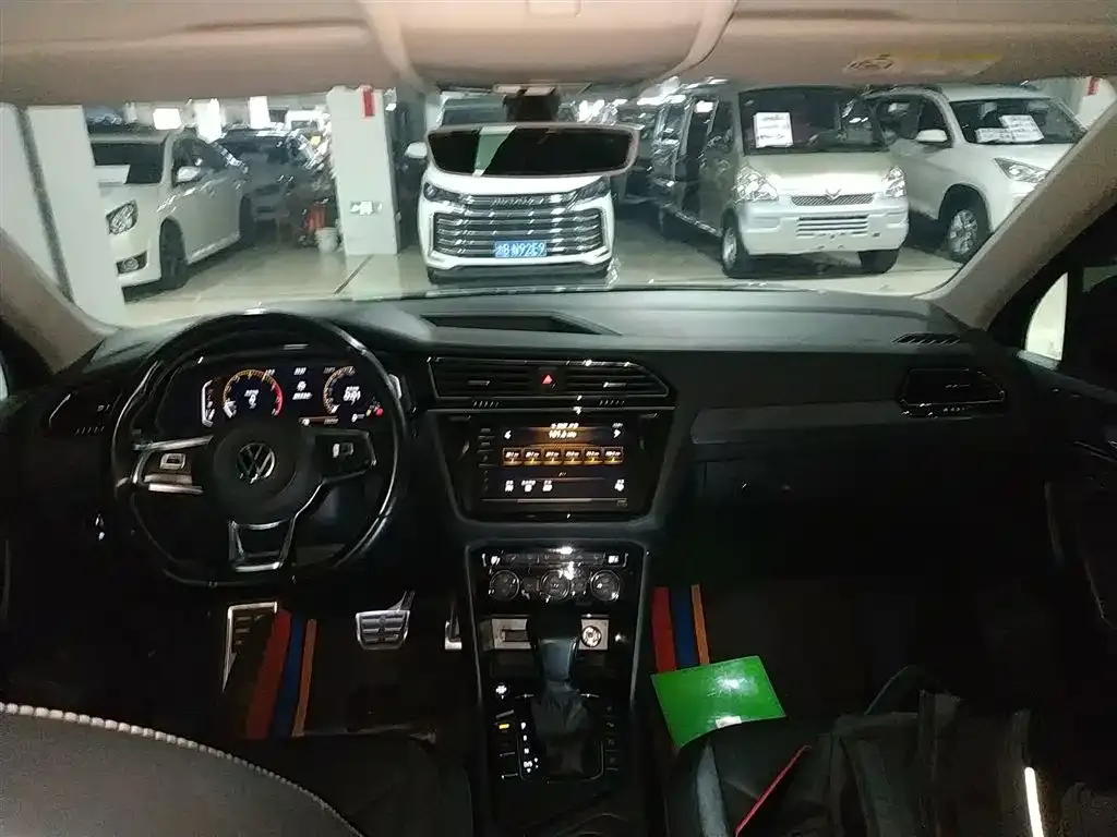 Volkswagen Tiguan L 2021 из CN, фото 10