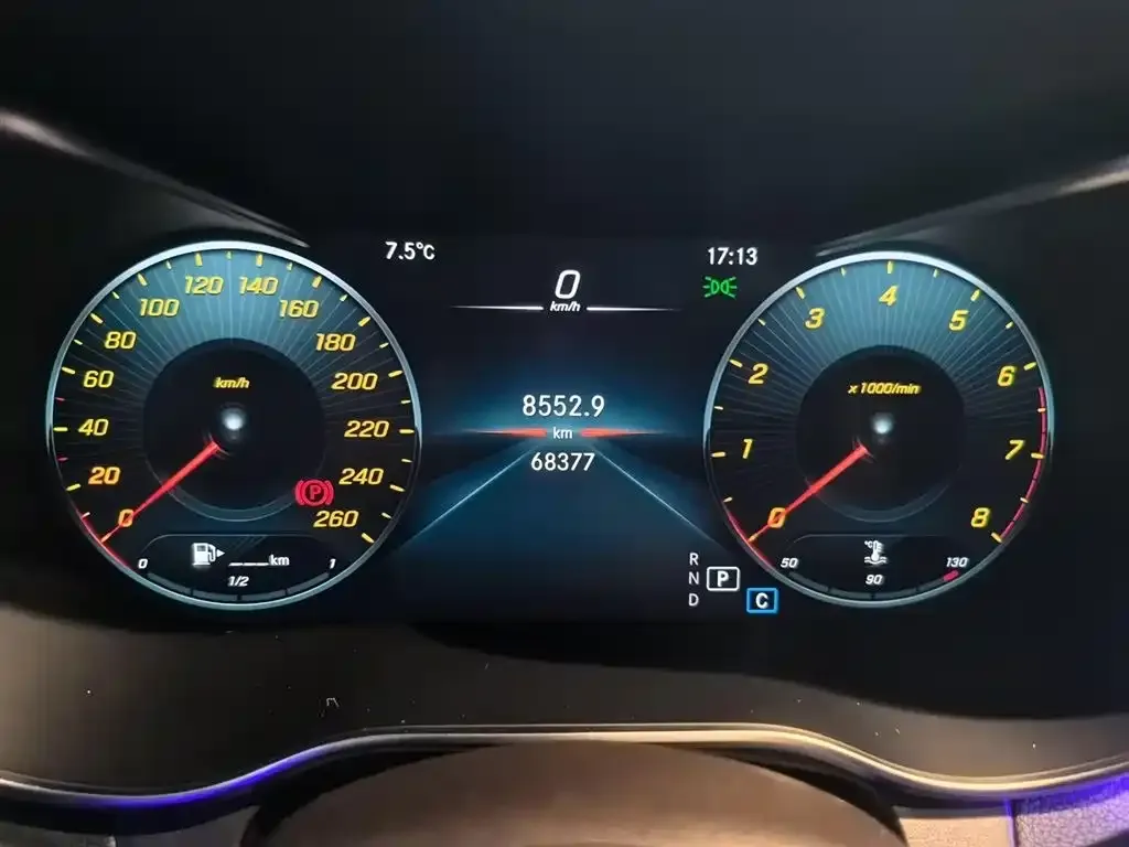 Mercedes-Benz GLC 2023 из CN, фото 10