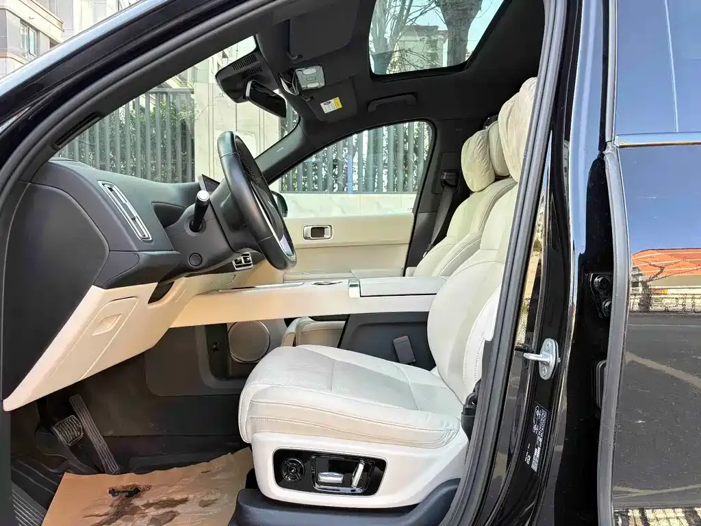 Li Auto L8 2023 из CN, фото 4