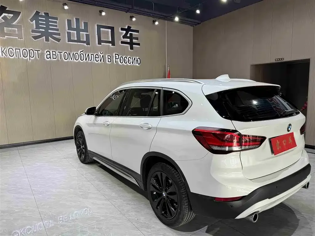 BMW X1 2021 из CN, фото 6