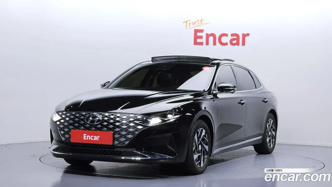 Hyundai Grandeur — фото 1