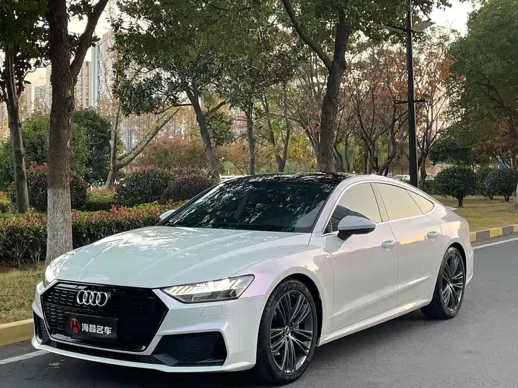 Audi A7 2021 из CN, фото 1