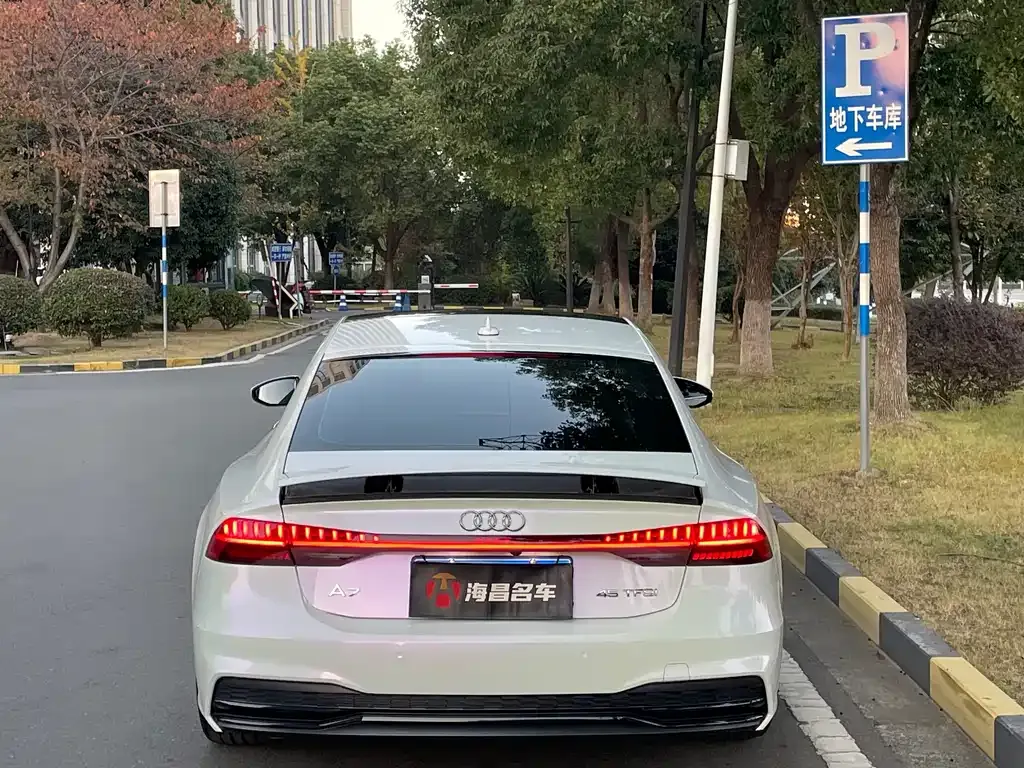 Audi A7 2021 из CN, фото 5