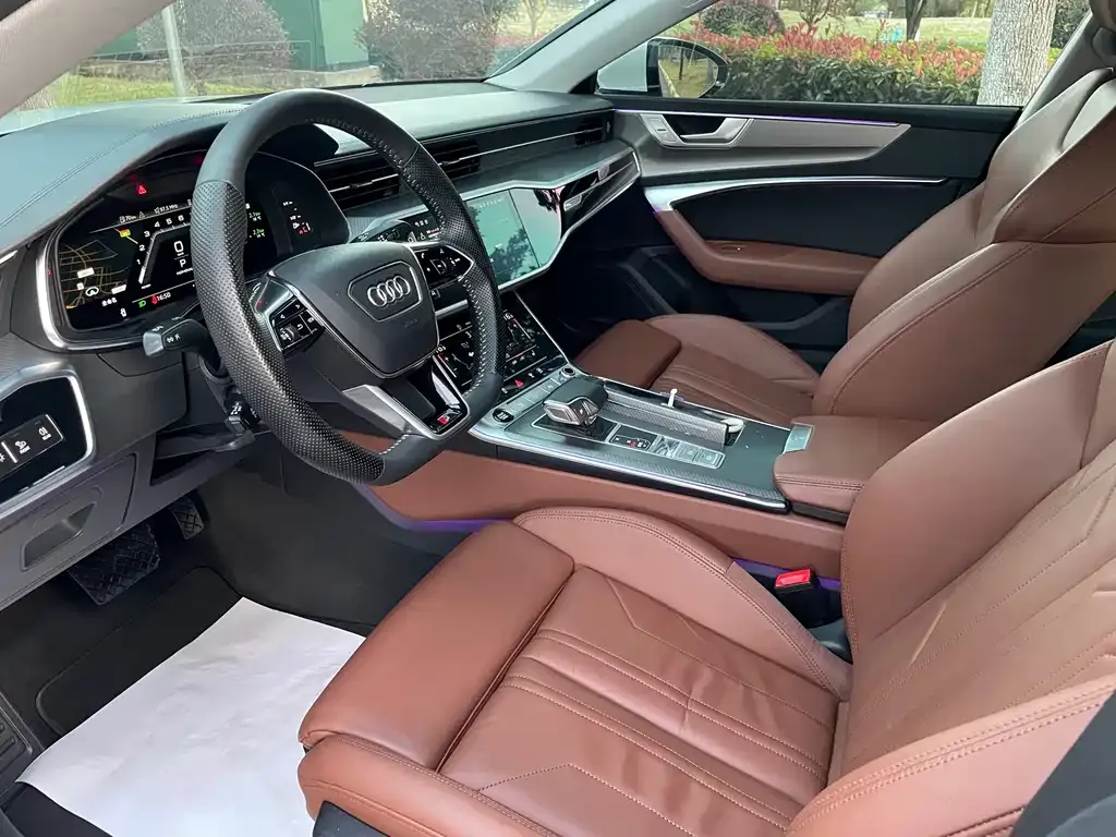 Audi A7 2021 из CN, фото 7