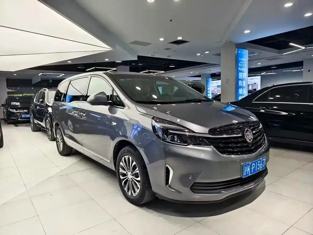 Buick GL8 2021 из CN, фото 2