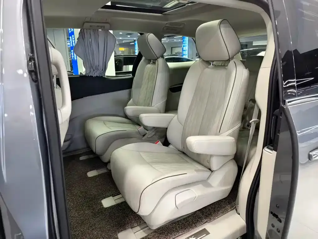 Buick GL8 2021 из CN, фото 6