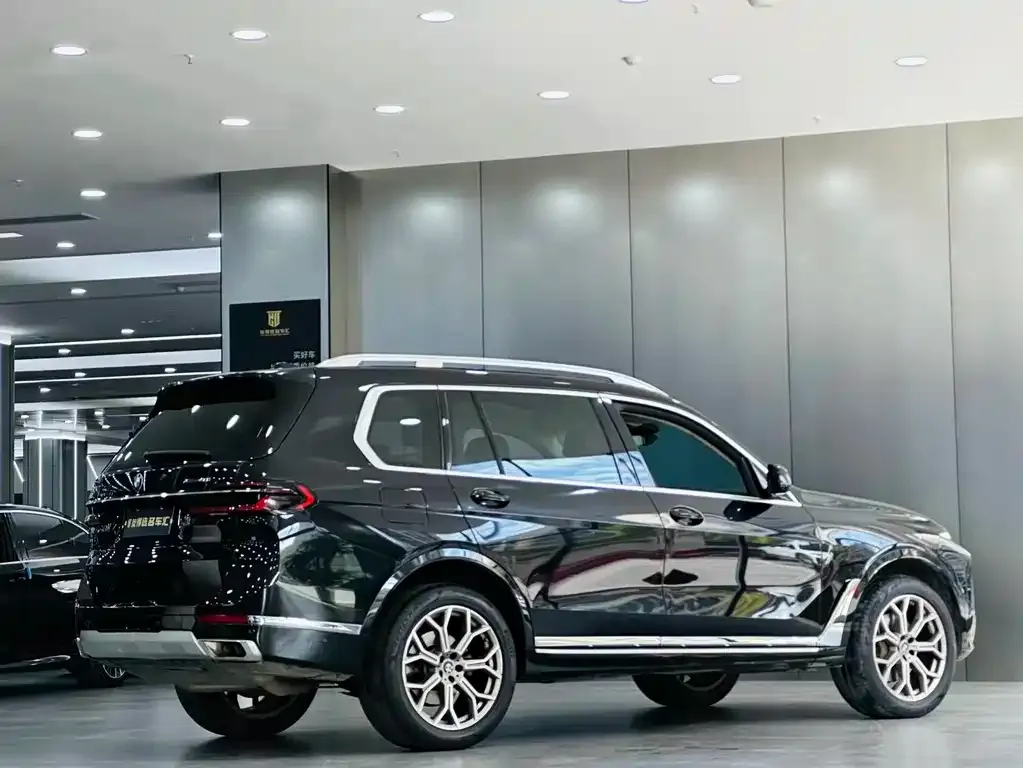 BMW X7 2023 из CN, фото 3