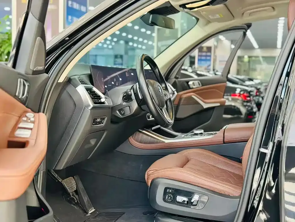 BMW X7 2023 из CN, фото 6