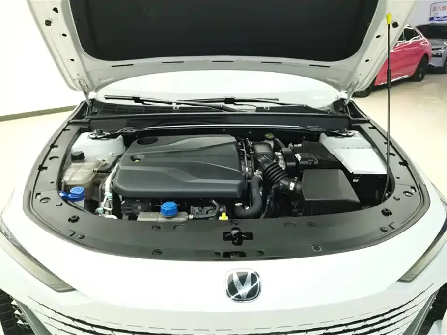 Changan UNI-V 2023 из CN, фото 10