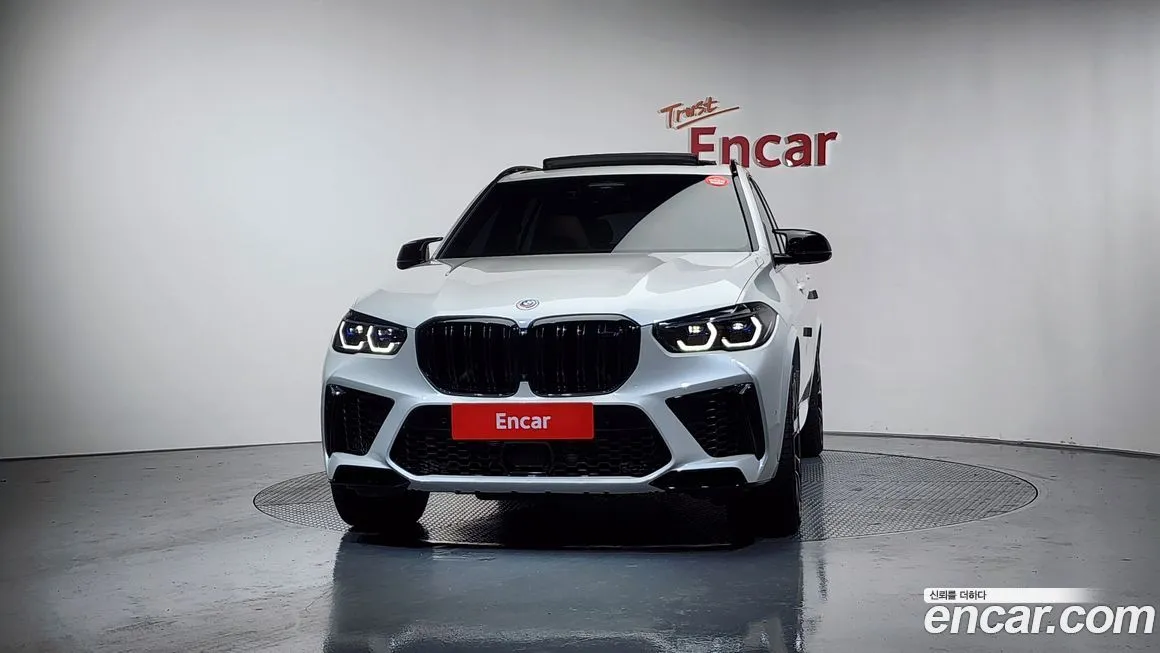 BMW X5M 2023 из KR, фото 3