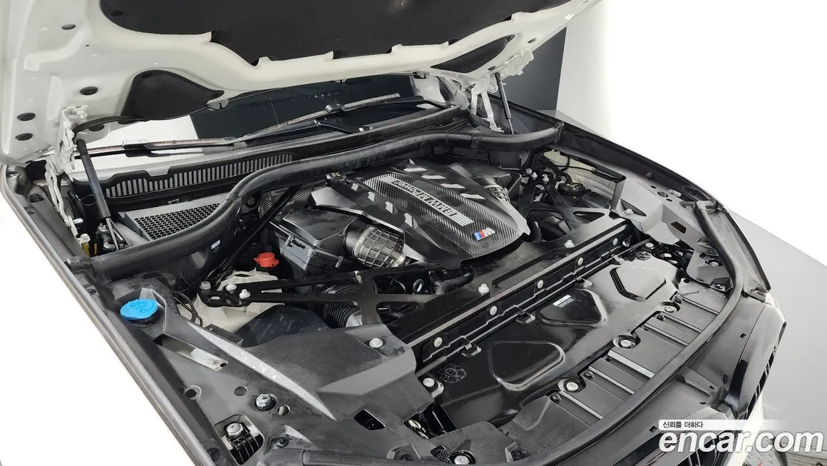 BMW X5M 2023 из KR, фото 6