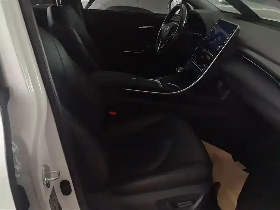 Toyota Avalon 2021 из CN, фото 8