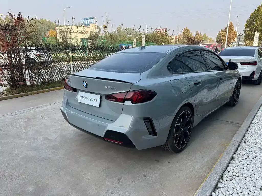 BMW 2 Series 2025 из CN, фото 4