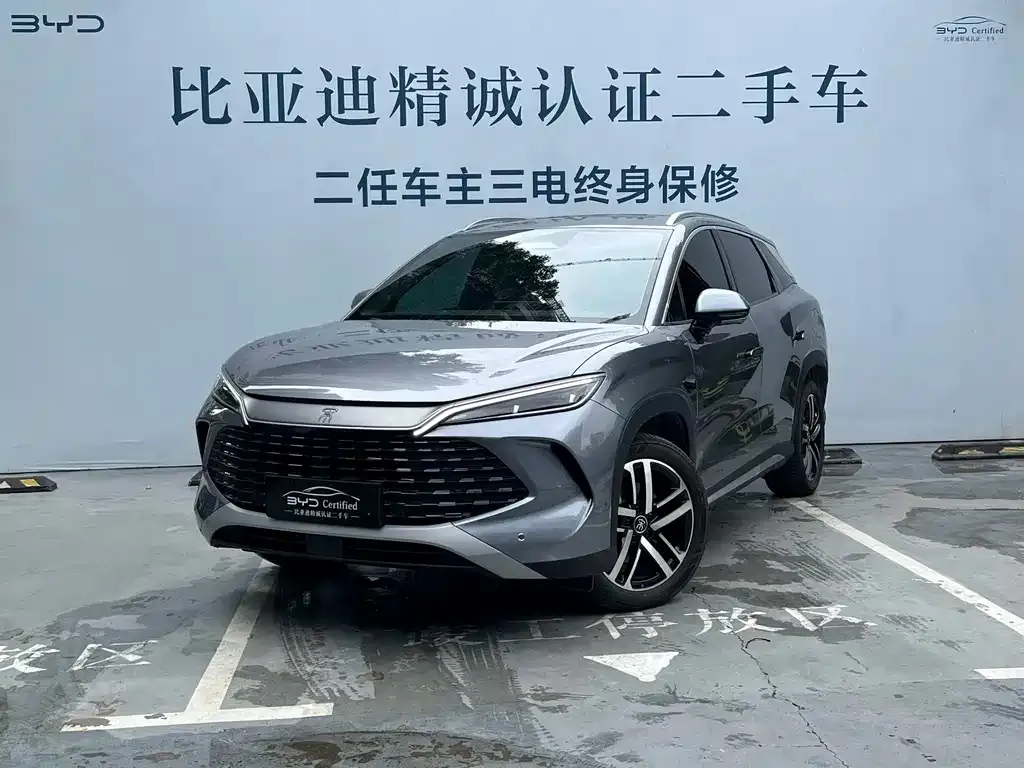 BYD L DM-i — фото 1