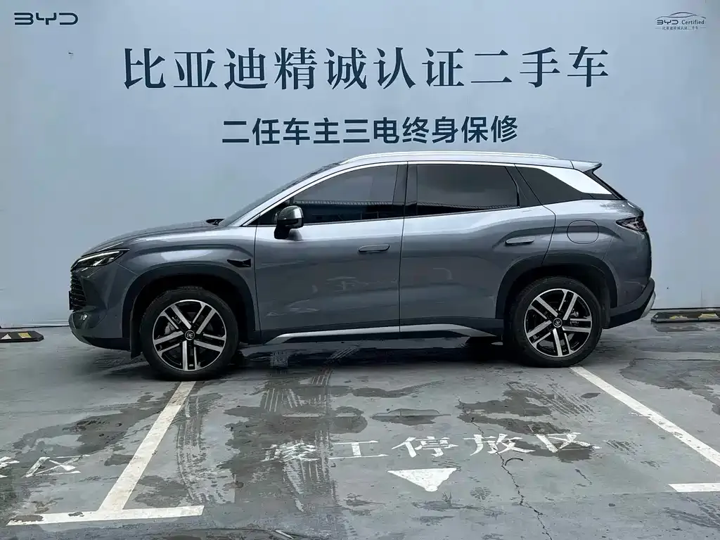 BYD L DM-i — фото 3