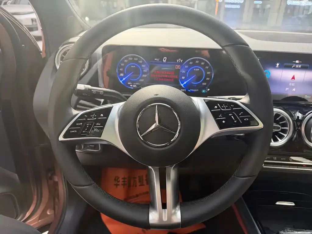 Mercedes-Benz EQA 2025 из CN, фото 7