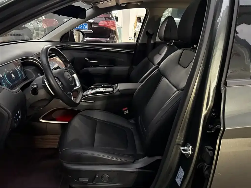 Hyundai Tucson 2021 из CN, фото 8