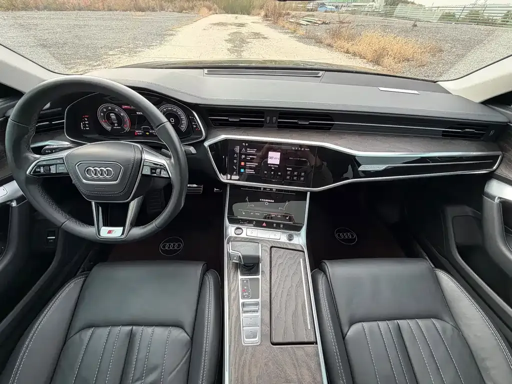 Audi A6L 2023 из CN, фото 10