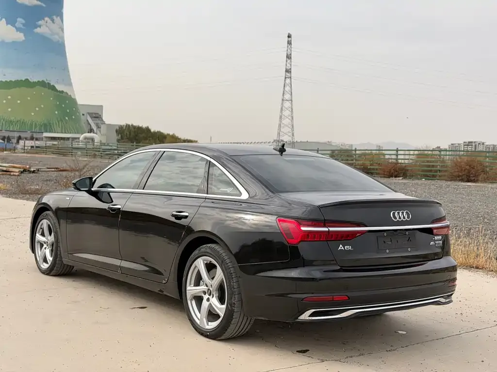 Audi A6L 2023 из CN, фото 6