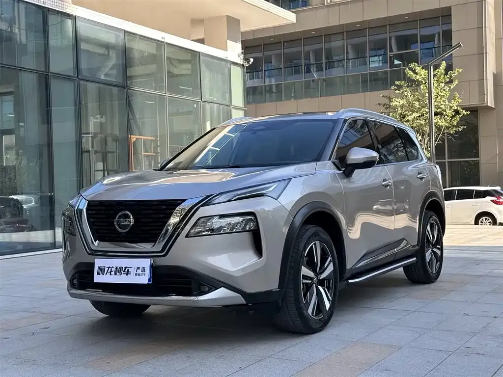 Nissan X-Trail 2021 из CN, фото 1