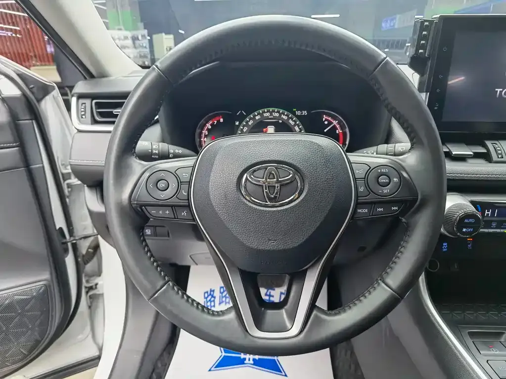 Toyota RAV4 2021 из CN, фото 10