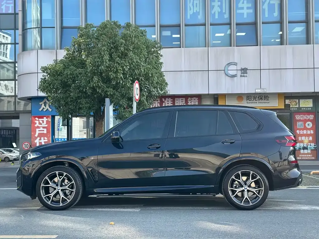 BMW X5 2024 из CN, фото 4