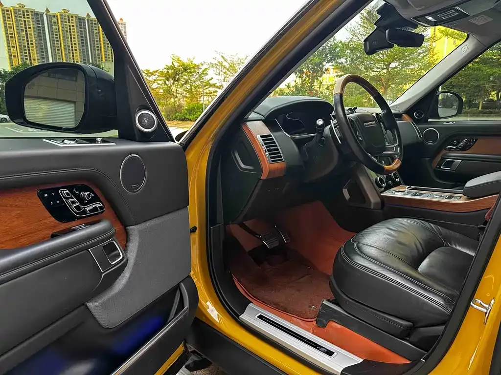 Land Rover Range Rover 2021 из CN, фото 3
