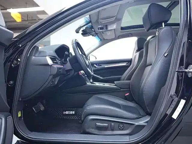 Honda Accord 2023 из CN, фото 7