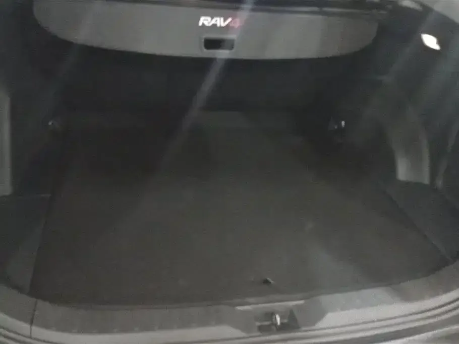 Toyota RAV4 2021 из CN, фото 4