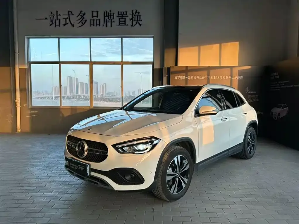 Mercedes-Benz GLA 2023 из CN, фото 1