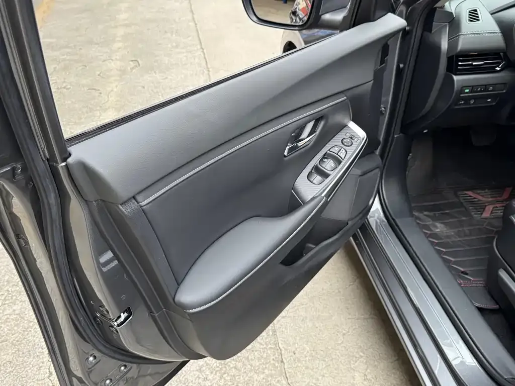 Nissan Sylphy 2022 из CN, фото 9