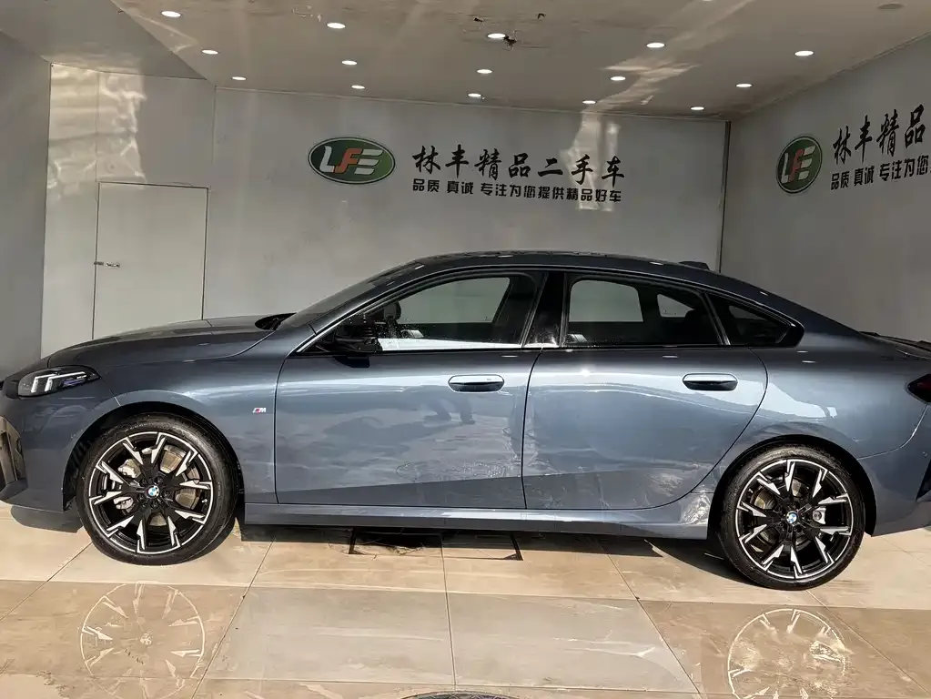 BMW 2 Series 2025 из CN, фото 5